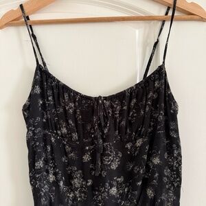 Aritzia Super Cute Floral Summer Dress